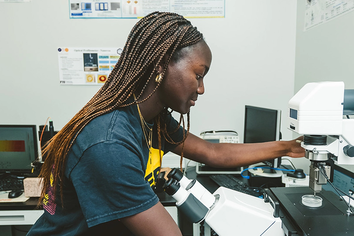 Student in the lab