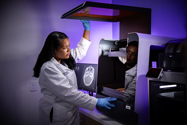 FIU researcher in medical lab